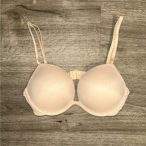 Victoria’s Secret Pink Wear Everywhere Super Push Up Bra Nude 32C NWOT